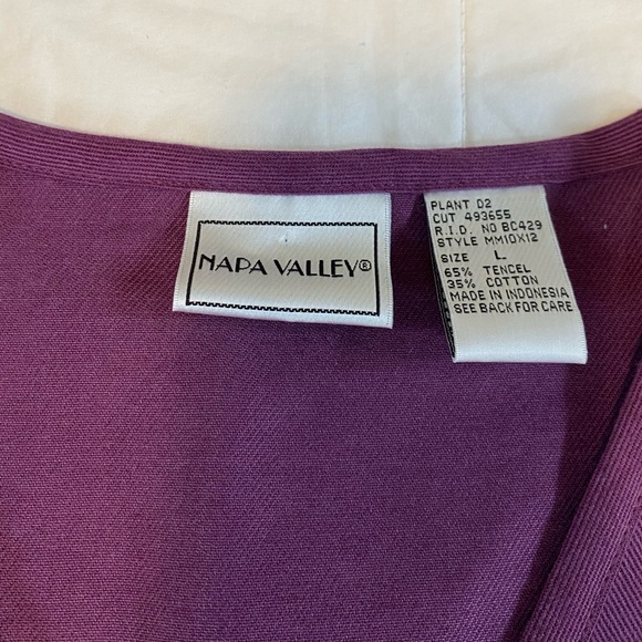 Unique Purple Embroidered Vest - Picture 3 of 8